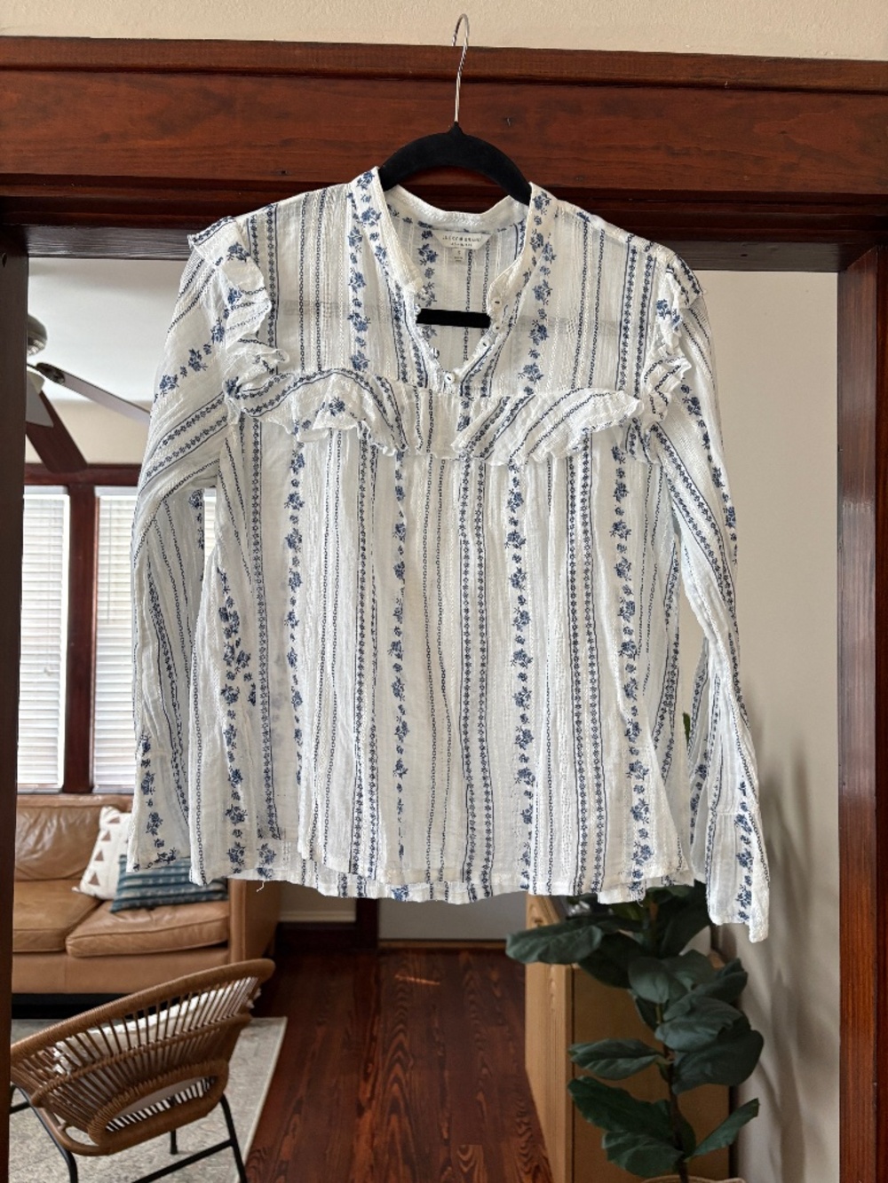 Lucky Brand White & Blue Floral Ruffle Blouse
